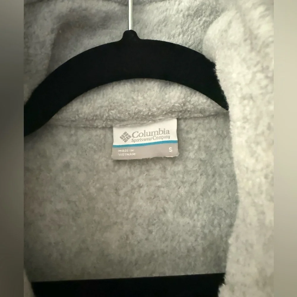 COLUMBIA GRAY VEST SMALL - Picture 3 of 4